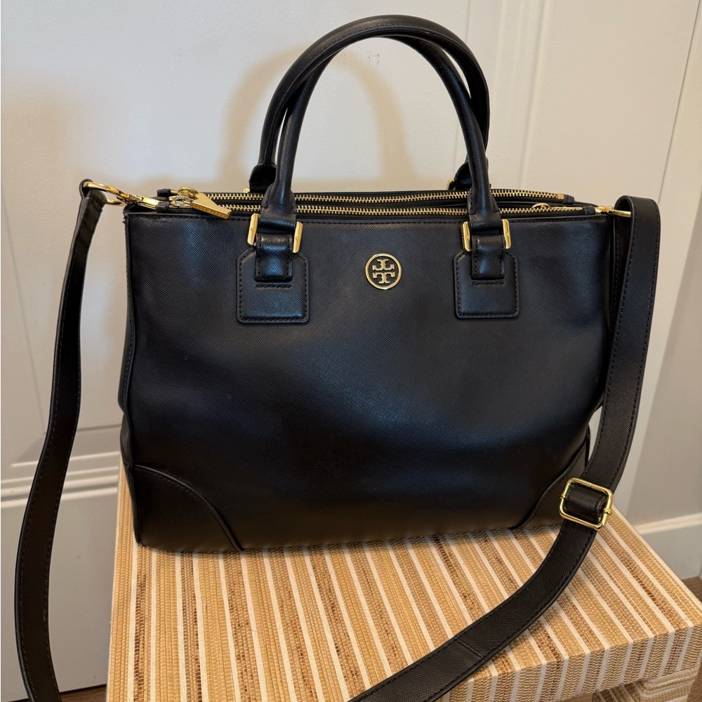 Tory Burch Black Purse - Picture 2 of 16